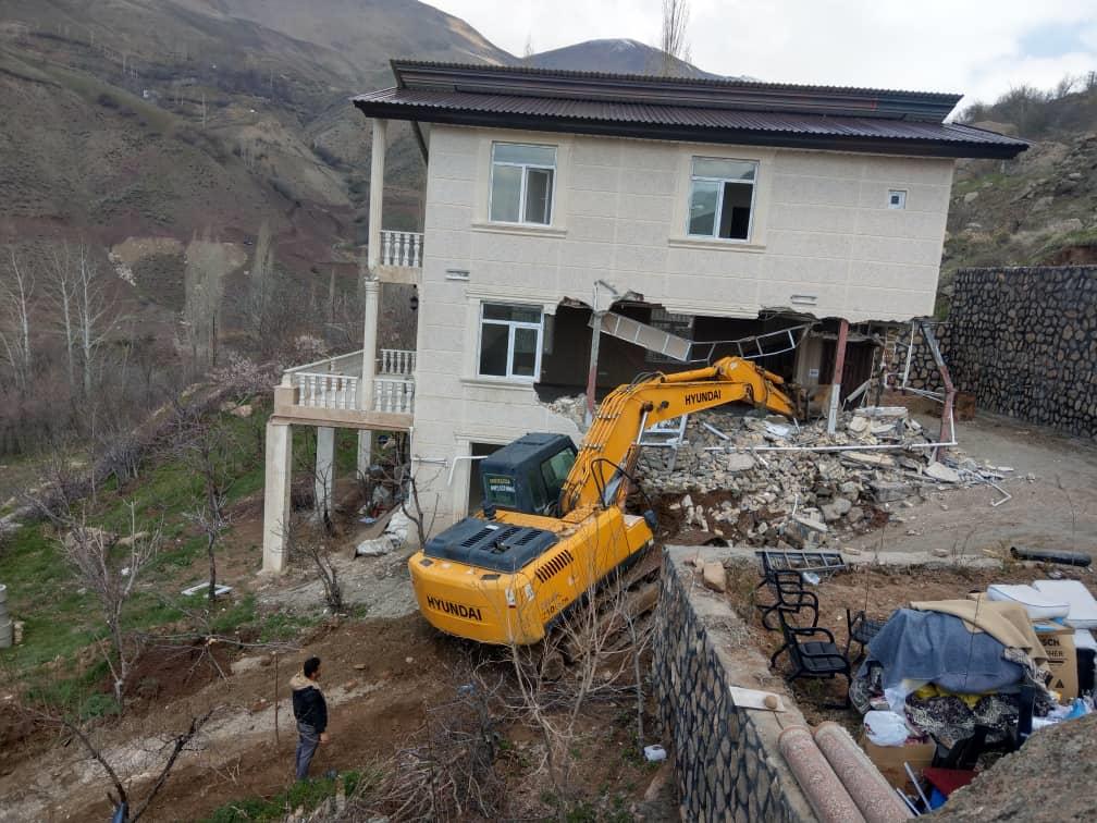 تخریب ساخت و ساز غیر مجاز در لواسان بزرگ