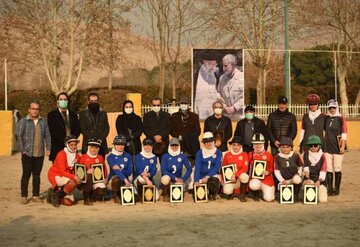 راهیابی تیم چوگان بانوان تهران به مسابقات کشوری