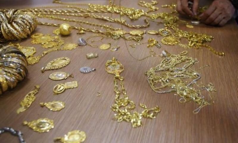 دستگیری عامل سرقت به عنف طلاجات در پرند