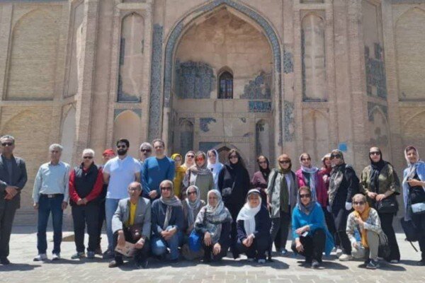 قطار گردشگری ورامین میزبان مسافران تهرانی قطار گردشگری ورامین میزبان مسافران تهرانی