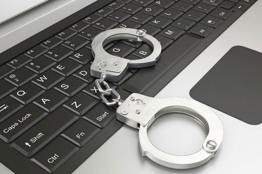کلاهبردار فضای مجازی در پرند دستگیر شد