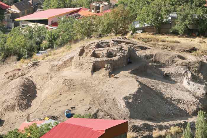 فعالیت کاوشگران برای ثبت آثار تاریخی در شمیران