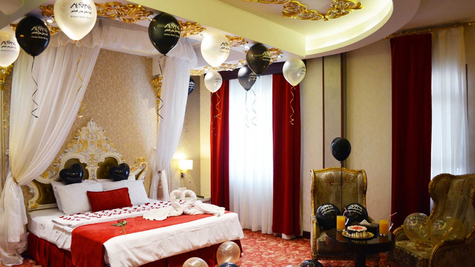 معرفی سه هتل مشهد با دو، سه و پنج ستاره