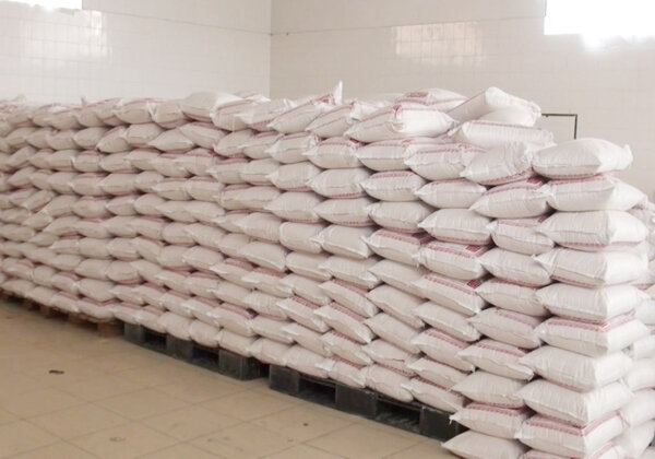 کشف بیش از ۸ تن آرد قاچاق در بهارستان